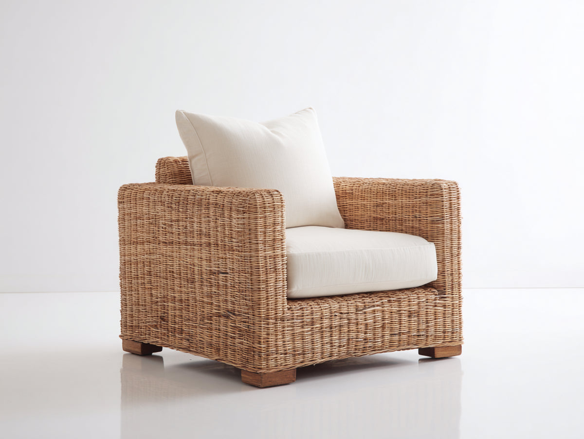 Sillones de ratán tejido 92x88x80 cm - Marrón natural-Blanco crema - Diseño rústico con reposabrazos y cojines acolchados